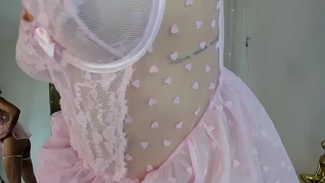 helen zen online show from April 18, 8:09 pm