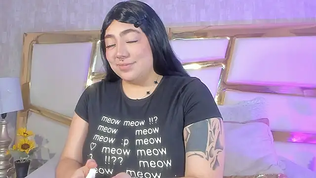 Alessia Walkeer online show from April 21, 4:52 am