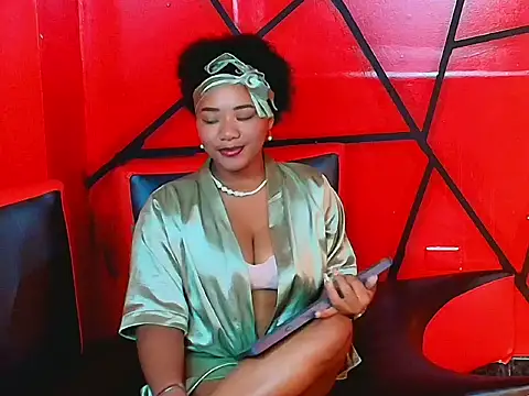 Pamela Cortezz online show from March 9, 7:40 pm