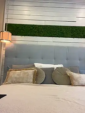 SweettLunaa online show from March 31, 10:04 am