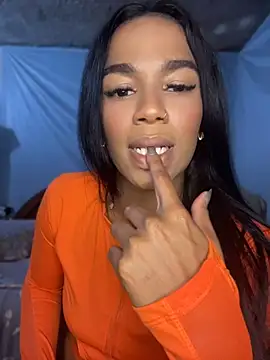 FlorSalvaje  online show from April 26, 1:47 am
