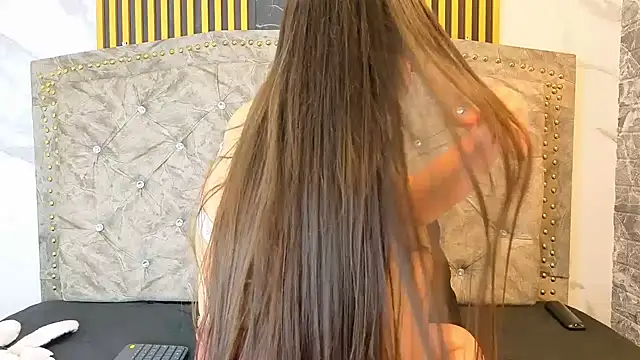 ElisVega online show from March 14, 8:42 am