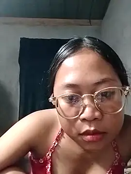 Snapshot of angelpinay44 chatting on March 25, 3:18 pm angelpinay44 online show from March 25, 3:18 pm
