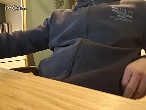 Snapshot of DirtyHarryCummm chatting on March 7, 5:43 pm DirtyHarryCummm online show from March 7, 5:43 pm