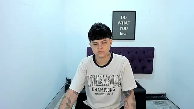 TomBoy Natali online show from March 29, 6:52 pm