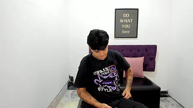 TomBoy Natali online show from April 14, 6:36 pm