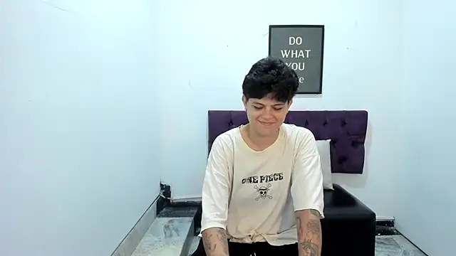 TomBoy Natali online show from April 22, 6:31 pm