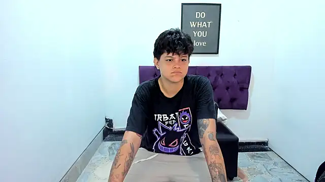 TomBoy Natali online show from April 27, 6:50 pm