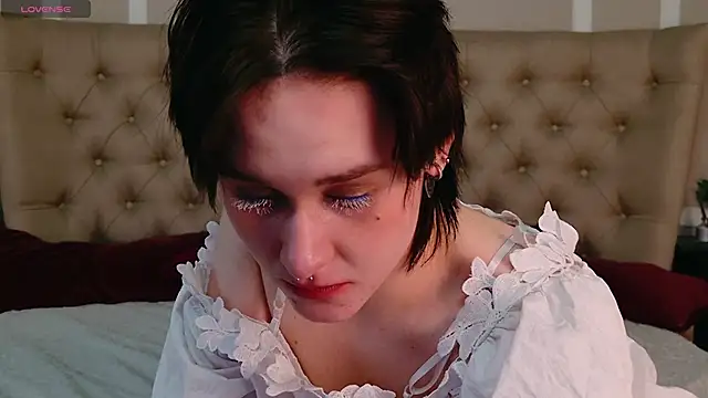 BlackLunaa online show from March 6, 5:09 pm