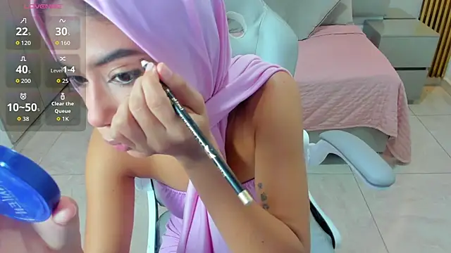 Hanna irfan online show from March 8, 12:20 pm