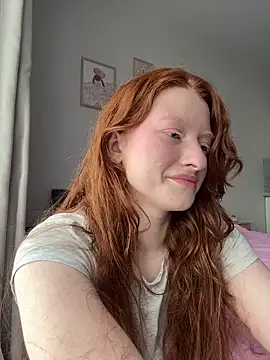 gingerlatte online show from April 15, 9:38 am