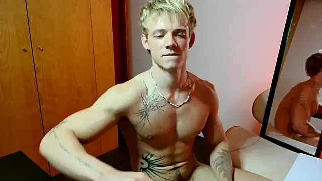 alexbarczukxxx online show from June 3, 10:37 pm