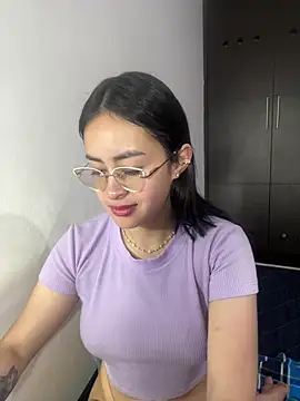 Anni Rose online show from April 4, 9:18 am