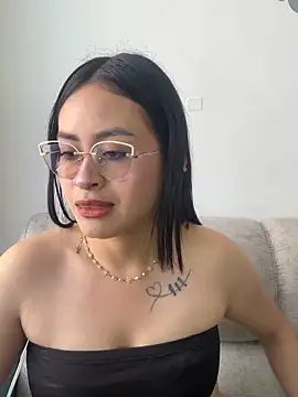 Anni Rose online show from April 21, 4:01 pm