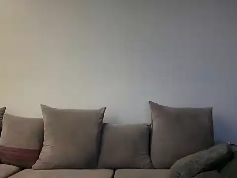 HotwifeAysha online show from March 27, 10:31 pm