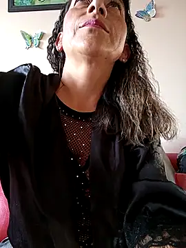 Lucia Rios online show from April 22, 10:33 pm