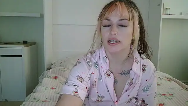 nyxiejinx online show from May 12, 10:23 am