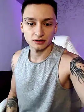 DIEGO JONES online show from April 11, 1:04 pm