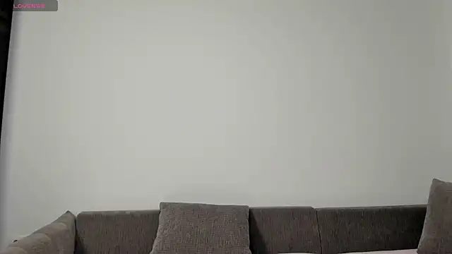 nikki-moon online show from April 22, 7:22 am