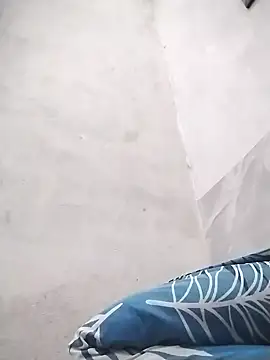 traiwe06 online show from April 15, 9:05 am