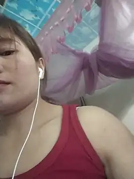 Lilinn  online show from March 18, 12:08 pm