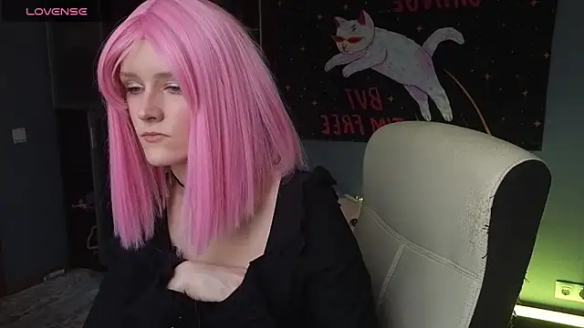 Snapshot of Tender_Swan chatting on March 12, 1:17 pm Tender Swan online show from March 12, 1:17 pm