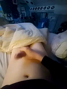 Charles-x69 online show from April 29, 7:56 am