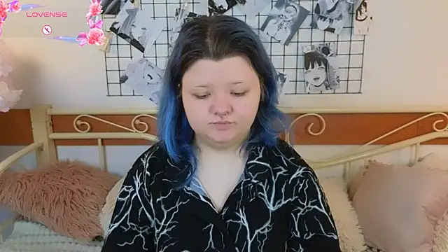 Lunaar  online show from April 28, 5:23 am