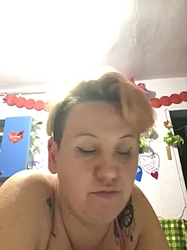 Snapshot of SofiaAmour chatting on March 29, 6:08 pm SofiaAmour online show from March 29, 6:08 pm