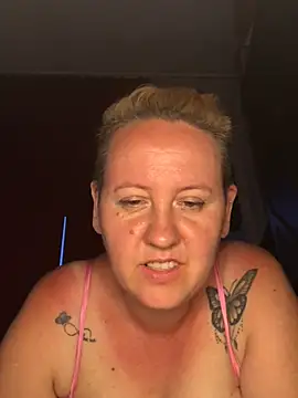 Snapshot of SofiaAmour chatting on June 24, 6:40 pm SofiaAmour online show from June 24, 6:40 pm