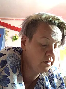 Snapshot of SofiaAmour chatting on August 5, 7:11 am SofiaAmour online show from August 5, 7:11 am