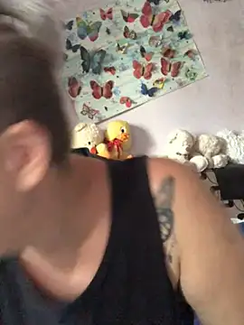 Snapshot of SofiaAmour chatting on August 6, 9:44 am SofiaAmour online show from August 6, 9:44 am