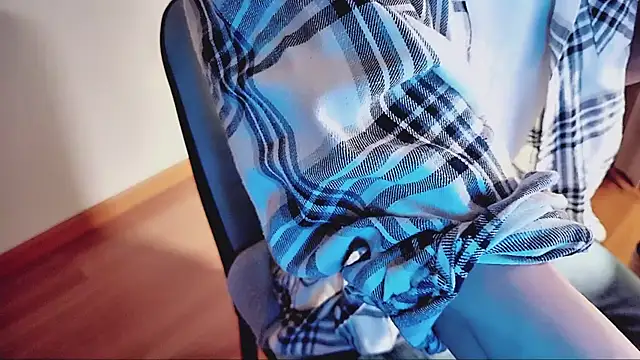 FEIYUS1 online show from March 8, 2:21 pm