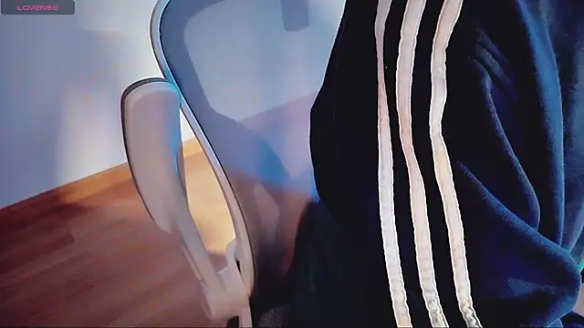 FEIYUS1 online show from March 9, 2:21 pm