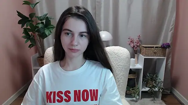 MistyBree online show from March 11, 11:49 am