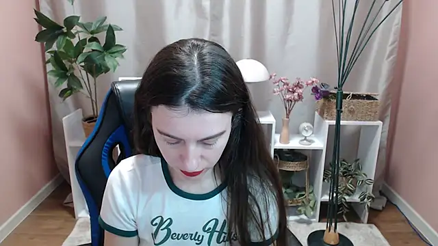 MistyBree online show from April 23, 10:47 am