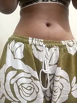 Olivia 101 online show from March 6, 5:31 pm