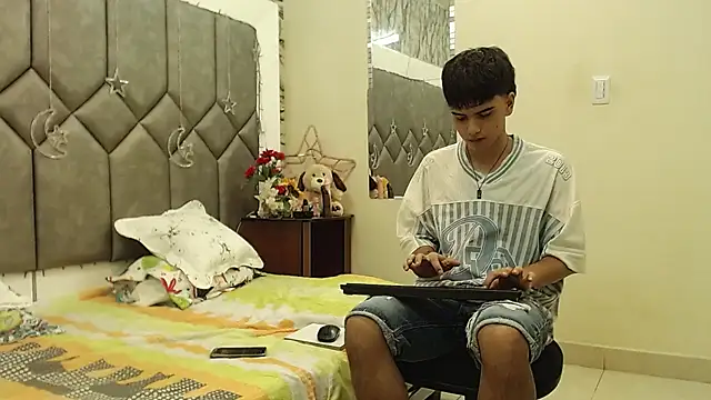 Steve Hotman online show from April 21, 12:44 pm