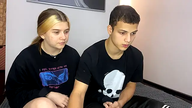 mirel couple online show from March 1, 10:12 pm