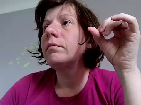 alicexox0 online show from April 16, 9:54 am