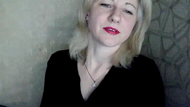 Katerina-Kissa online show from April 15, 6:15 pm