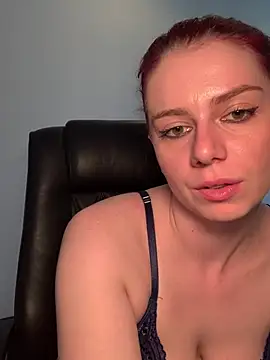 Snapshot of VelvetChloe chatting on May 19, 11:16 am VelvetChloe online show from May 19, 11:16 am