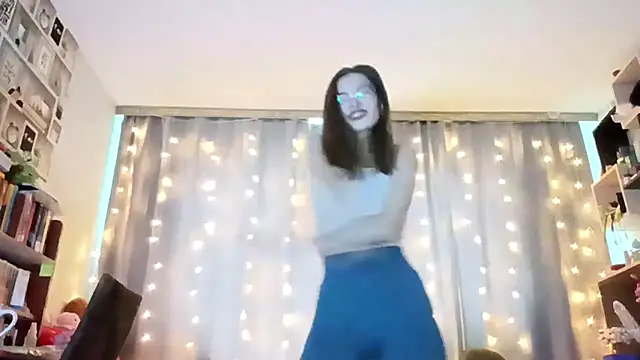 JInaMillsap online show from March 14, 8:09 am