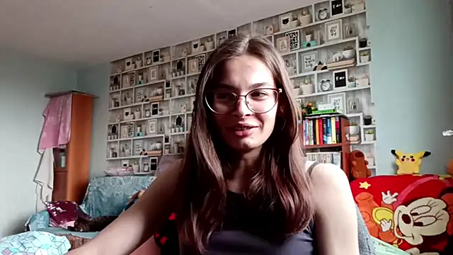 JInaMillsap online show from April 9, 7:03 am