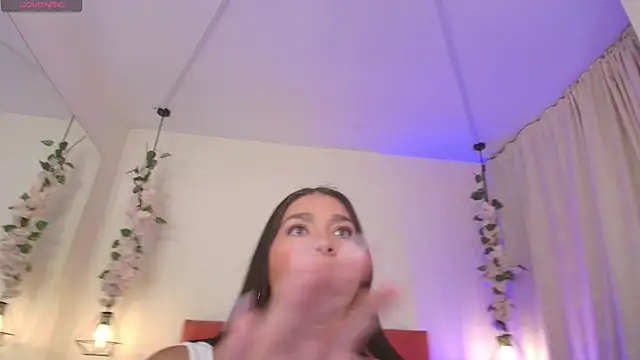 Caandace online show from March 26, 7:19 pm