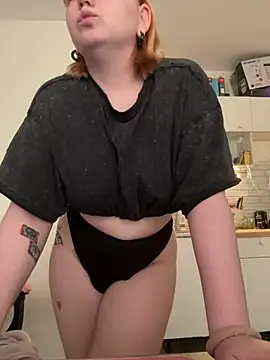 soft focus online show from April 21, 4:52 am