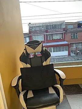 Zoe fiire online show from March 4, 11:16 am