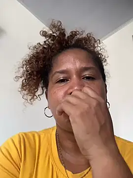 Snapshot of Dominicana42 chatting on August 7, 7:49 pm Dominicana42 online show from August 7, 7:49 pm