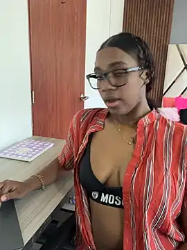 Emi rousse online show from March 9, 12:42 pm