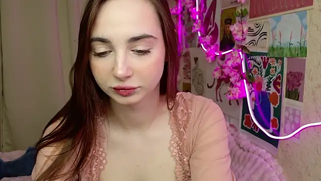 Snapshot of Miiraii chatting on March 6, 4:03 pm Miiraii online show from March 6, 4:03 pm